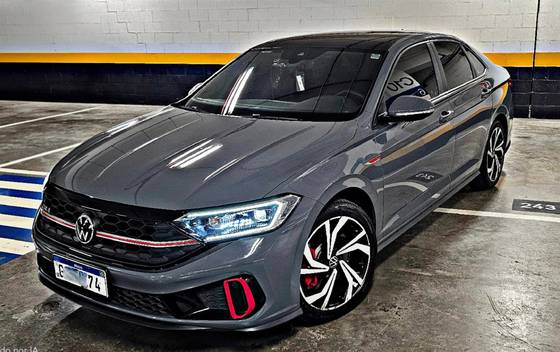 VOLKSWAGEN JETTA 2.0 350 TSI GASOLINA GLI DSG